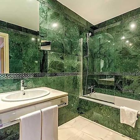 Exe Guadalete Hotel 4*